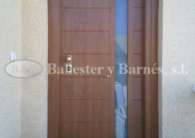 Puertas con vidrio interior